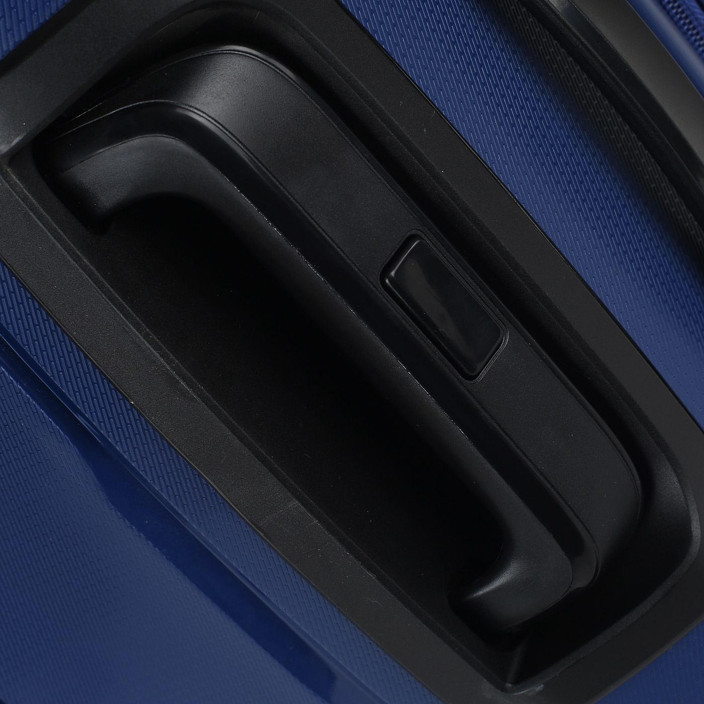 Чемодан большой L из полипропилена с кодовым замком Stevens Soho 2.0