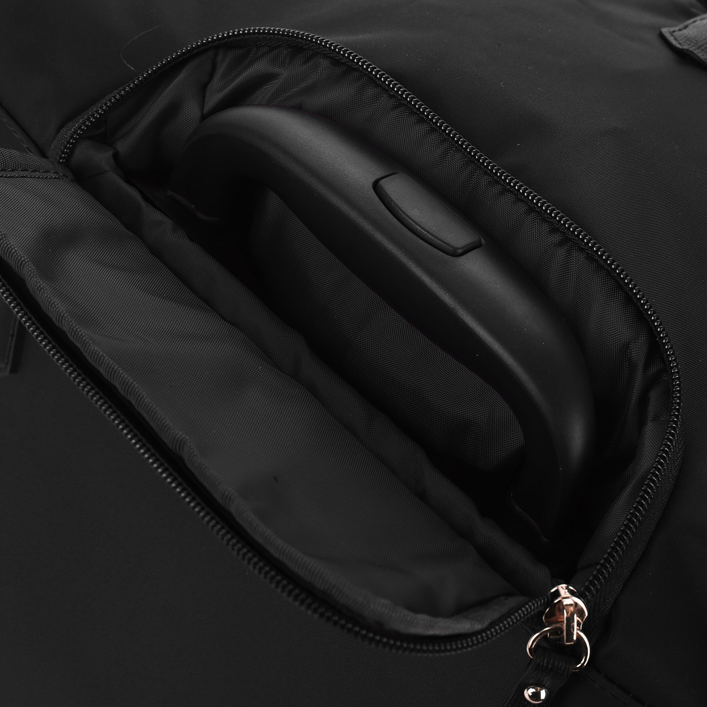 Дорожная сумка на колесах Lipault Plume Avenue