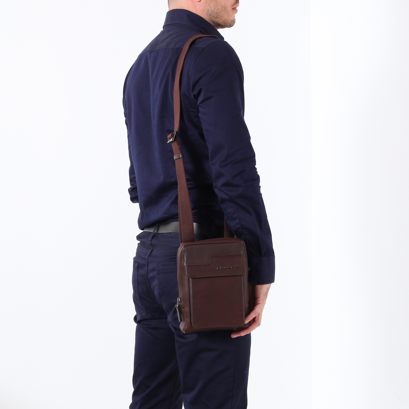 Компактная сумка через плечо Piquadro Vostok