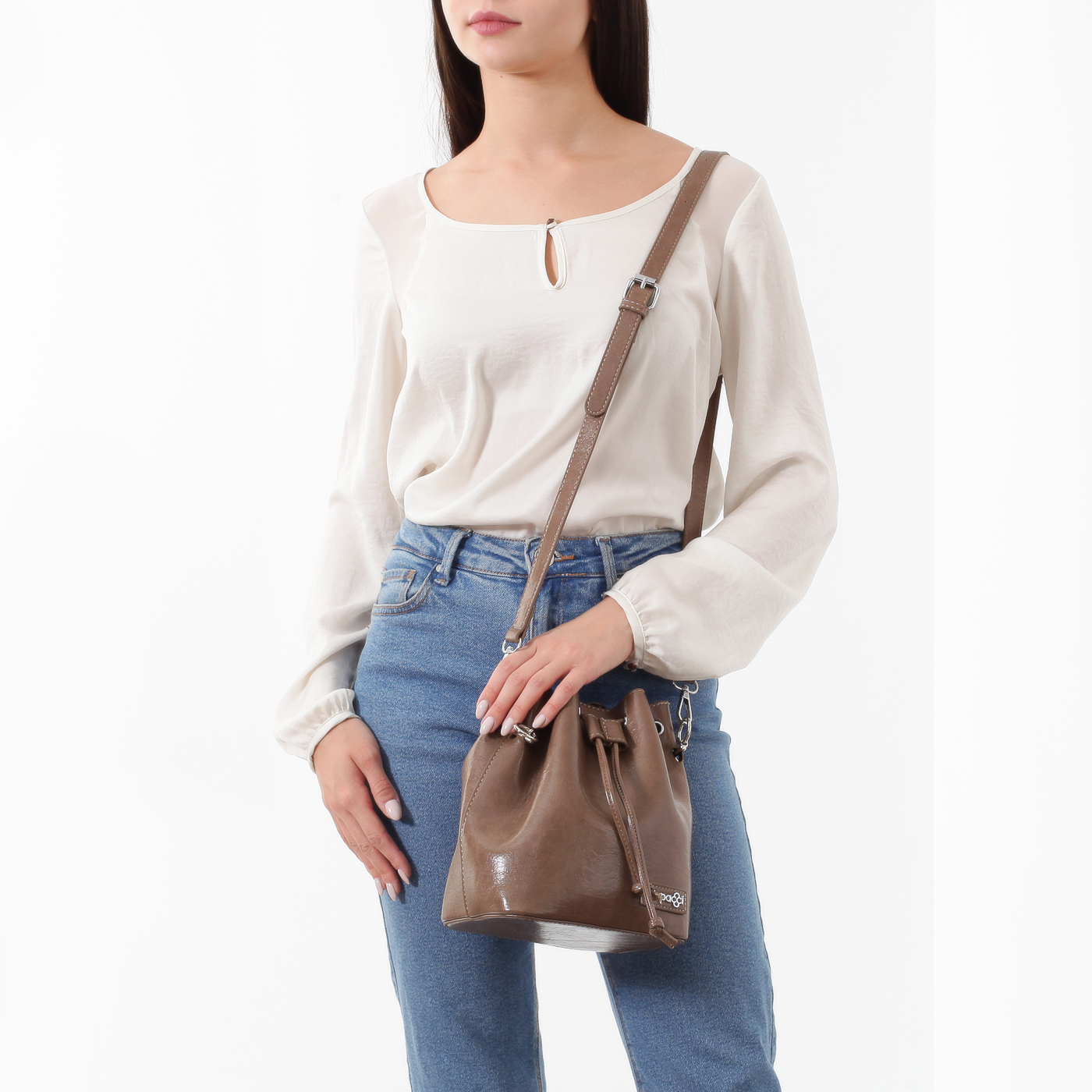 Сумочка-торба со съемной ручкой Dispacci 