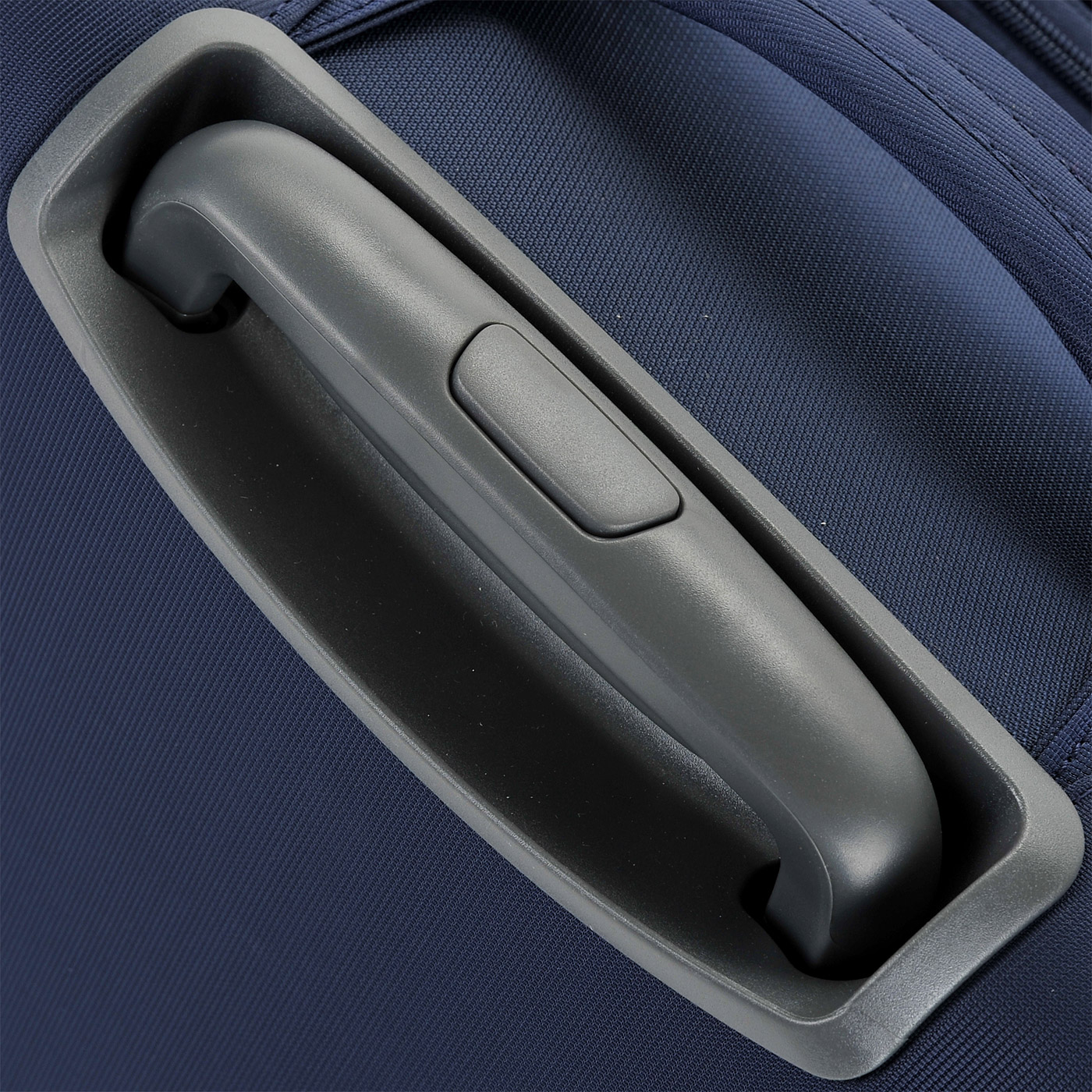 Чемодан  тканевый American Tourister Herolite