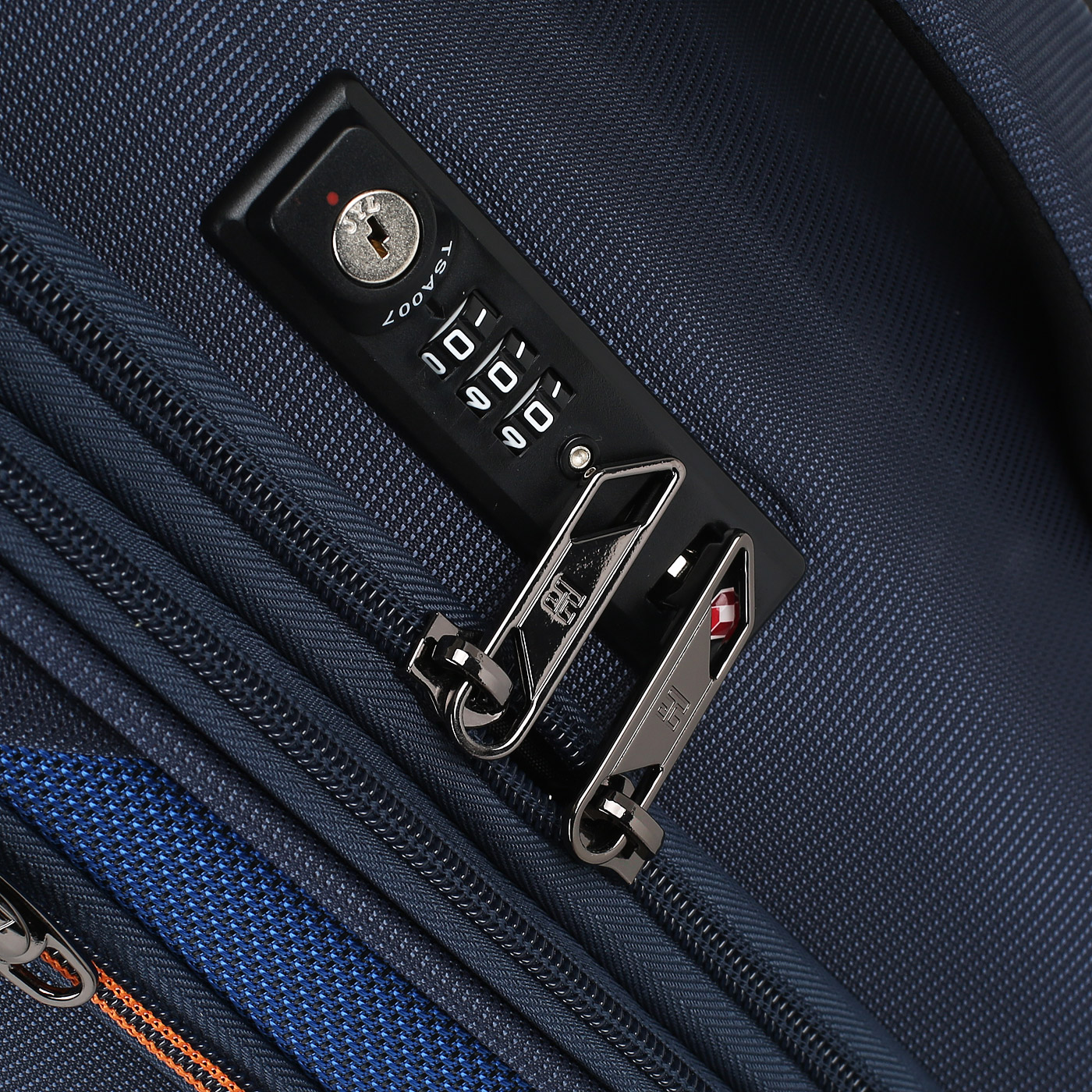 Чемодан средний M тканевый с кодовым замком Eberhart Liberty