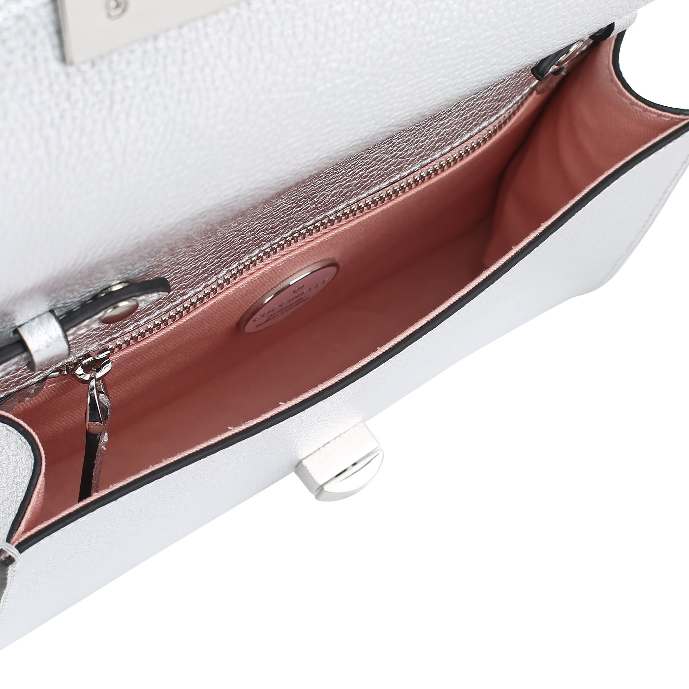 Серебристая сумочка с цепочкой Coccinelle Ara