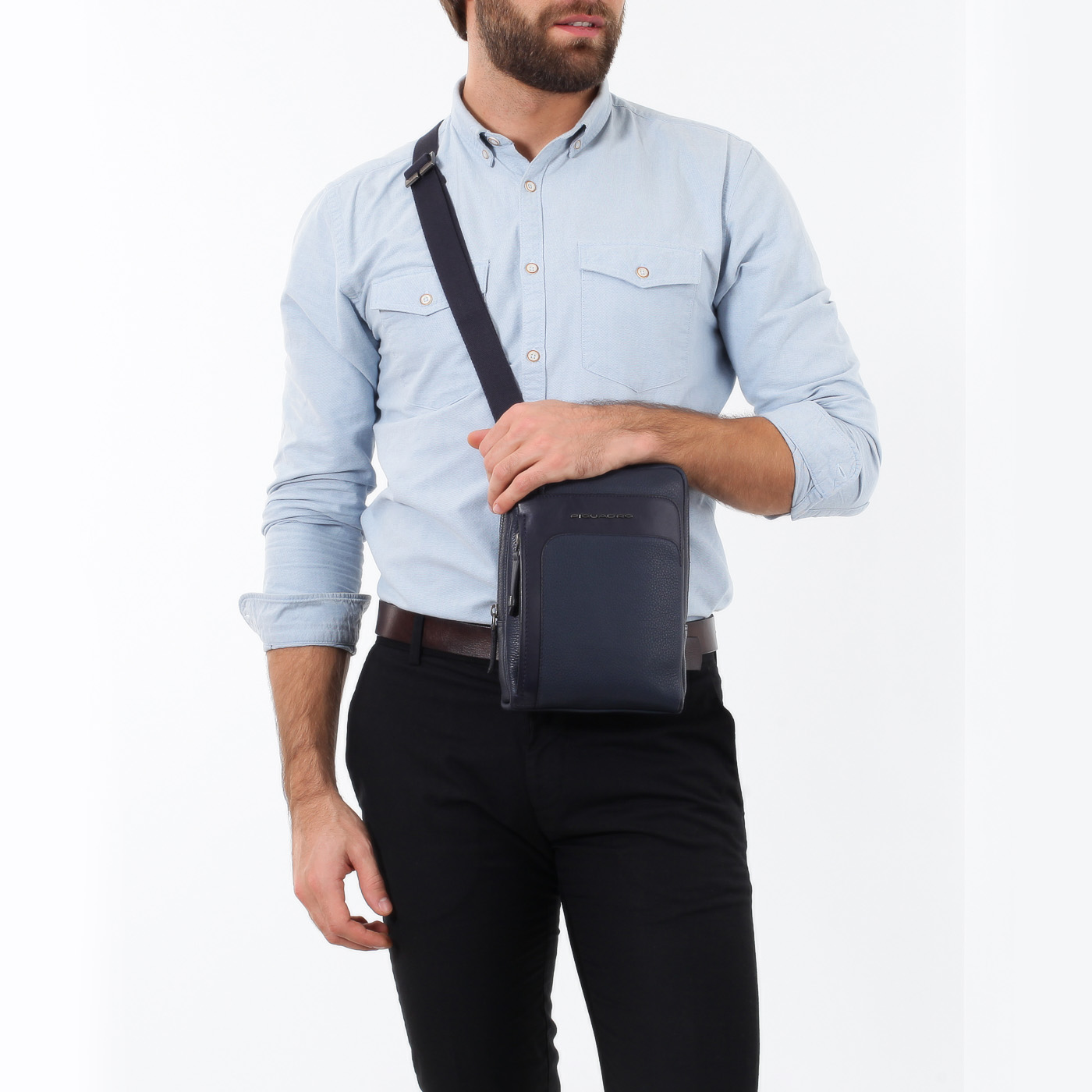 Сумка через плечо из кожи Piquadro Feels