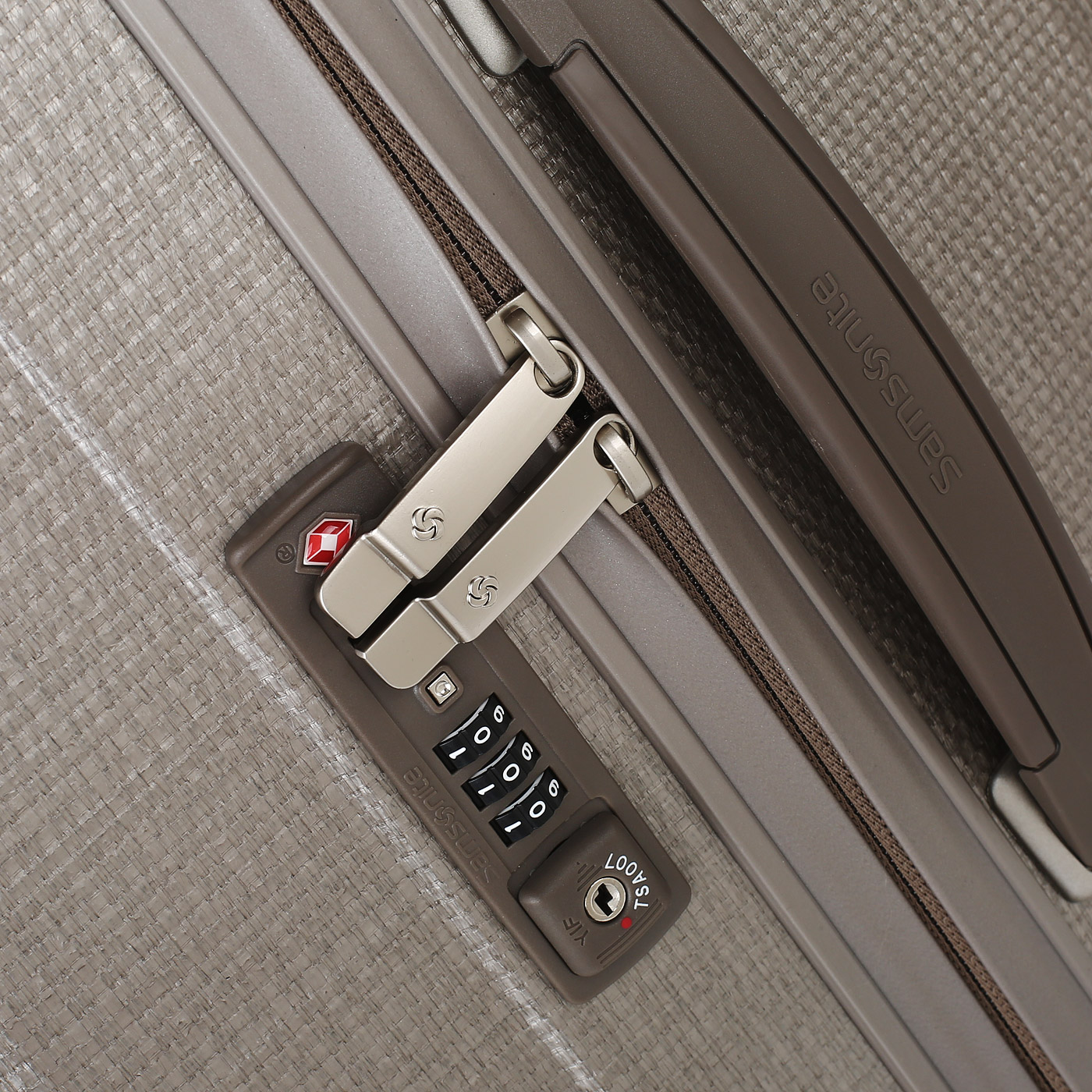 Чемодан Samsonite Lite-Cube