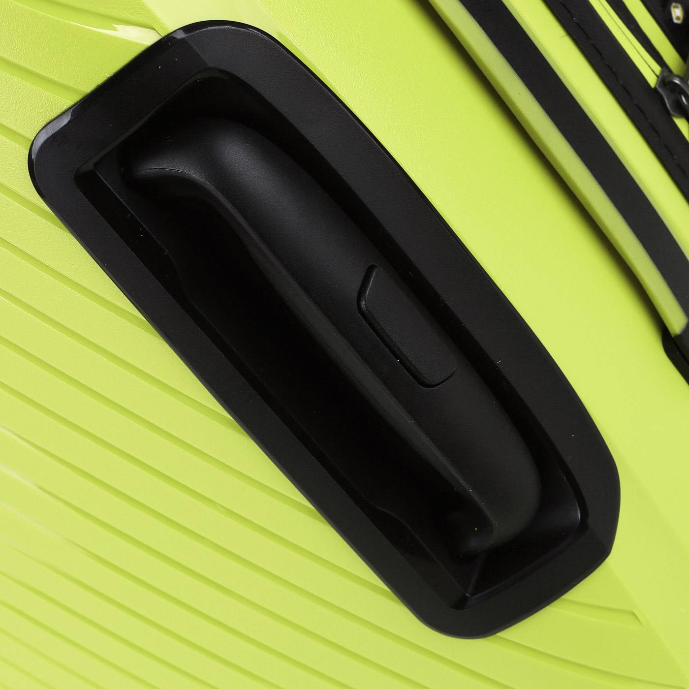 Чемодан большой L из полипропилена Eberhart Delight